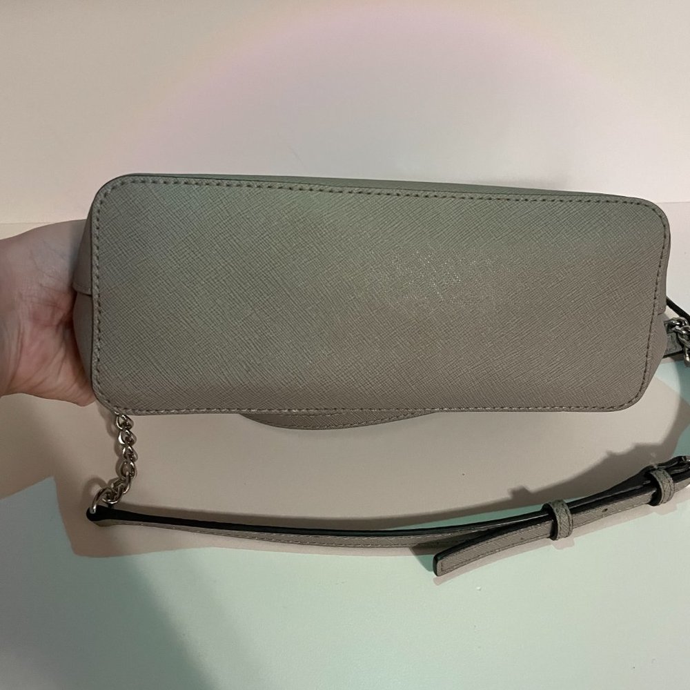 MICHAEL KORS Silver / Grey Leather Crossbody Bag Purse with Silver Hardware - Picture 6 of 10